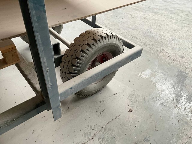 Metalen transportwagen - afbeelding 8 van  8