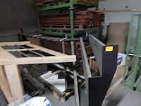 Metalen trap + houten tredes - afbeelding 3 van  3