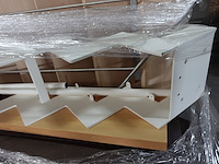 Metalen trap - afbeelding 3 van  4