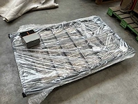 Metalen tuinpoort