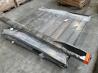 Metalen tuinpoort