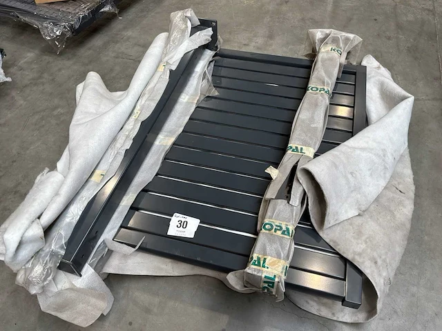 Metalen tuinpoort - afbeelding 1 van  5
