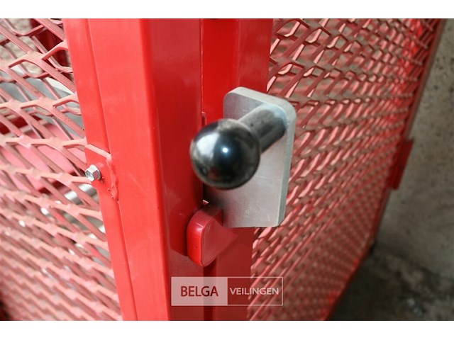 Metalen veiligheidskooi - afbeelding 4 van  7