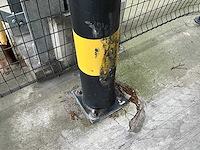 Metalen veiligheidspalen en hekken (24x) - afbeelding 2 van  24