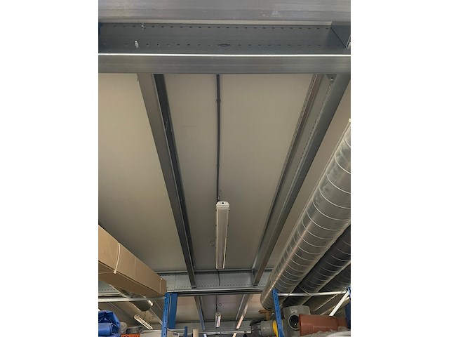 Metalen verdiep - afbeelding 1 van  7