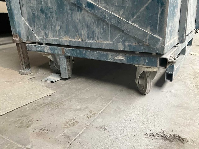 Metalen verrijdbare container - afbeelding 3 van  5
