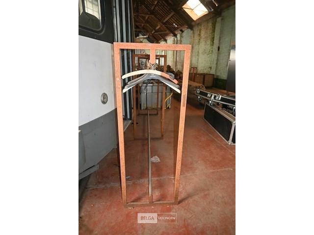 Metalen vestiaire rek - afbeelding 2 van  5
