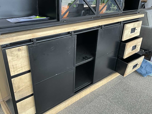 Metalen vitrinewandkast mango - afbeelding 2 van  2