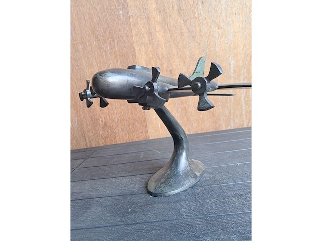 Metalen vliegtuig bommenwerper wo2 b-17 flying fortress.met gepatineerde afwerking l 340mm b 560mm h 270mm - afbeelding 2 van  5