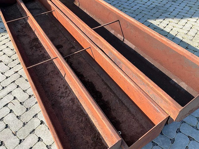 Metalen voederbakken (4x) - afbeelding 3 van  9