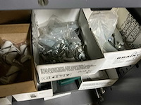 Metalen voorraadkasten (2x) - afbeelding 4 van  4