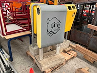 Metalen vuilnisbak (3x) - afbeelding 1 van  7