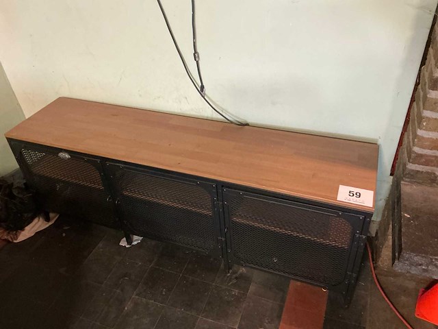 Metalen wandmeubel - afbeelding 2 van  3