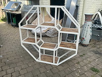 Metalen wandrek