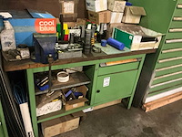 Metalen werkbank (2x) - afbeelding 1 van  10