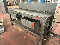 Metalen werkbank met opstaande rugwand en 2 laden - afbeelding 3 van  3