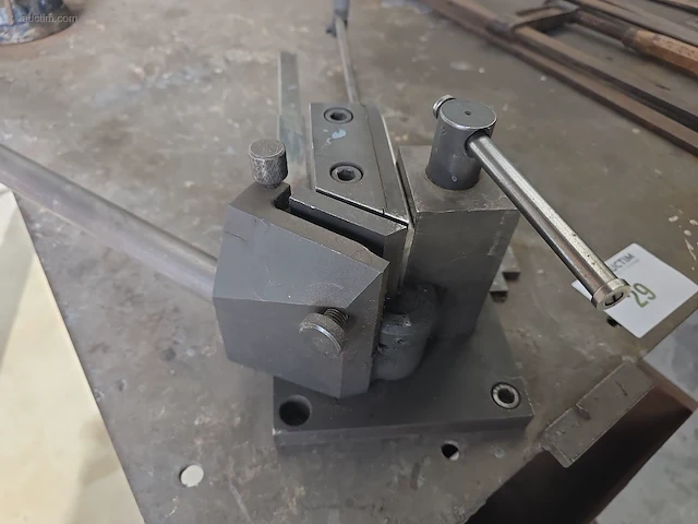 Metalen werkbank nn - afbeelding 4 van  6