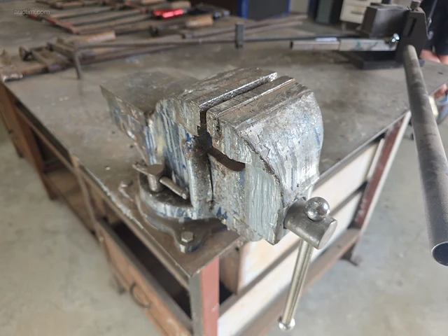 Metalen werkbank nn - afbeelding 5 van  6