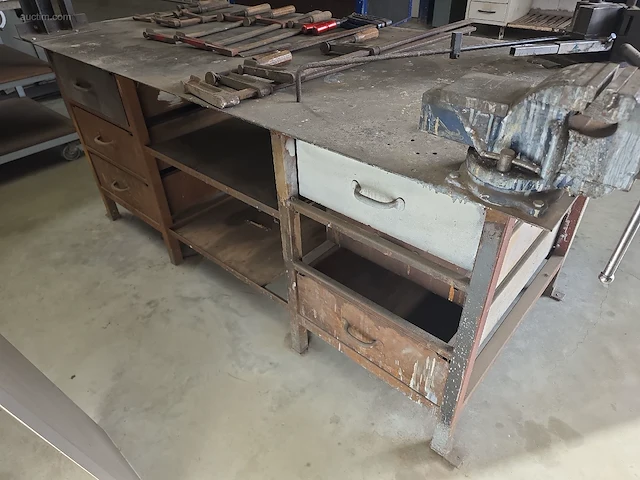 Metalen werkbank nn - afbeelding 6 van  6