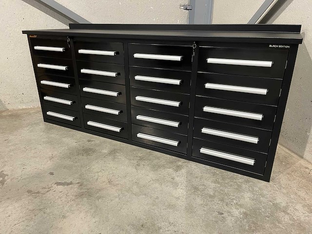 Metalen werkbank - afbeelding 4 van  14