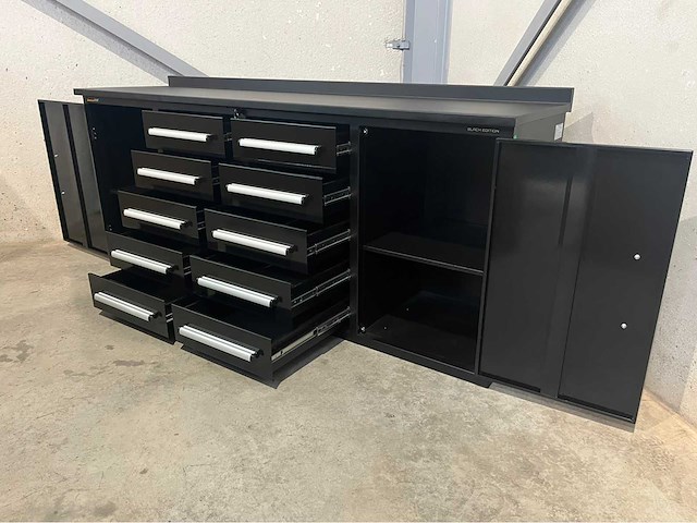 Metalen werkbank - afbeelding 11 van  14