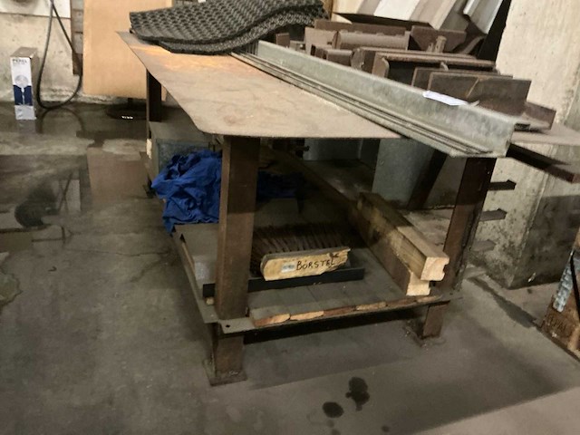 Metalen werkbank - afbeelding 3 van  5