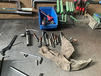 Metalen werkbank - afbeelding 3 van  12