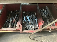 Metalen werkbank - afbeelding 9 van  12