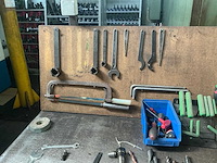 Metalen werkbank - afbeelding 12 van  12