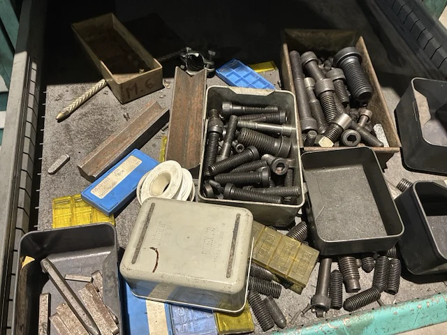Metalen werkbank - afbeelding 4 van  17