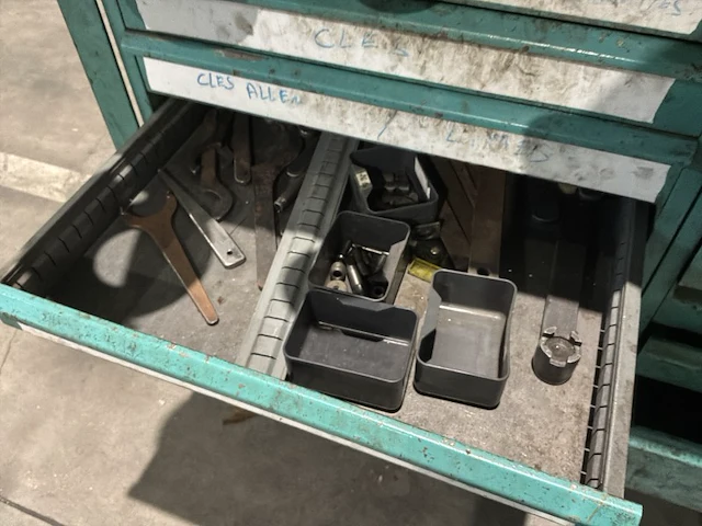 Metalen werkbank - afbeelding 16 van  17