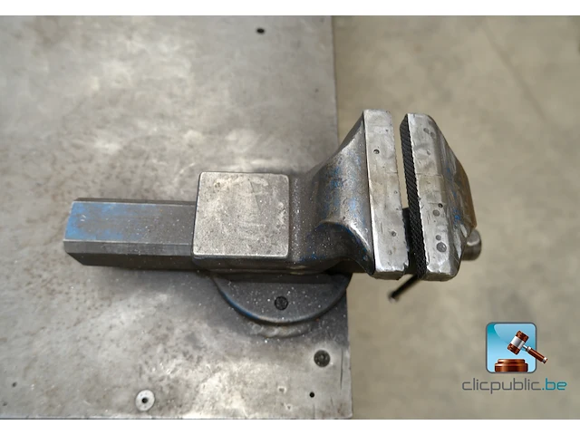 Metalen werkbank - afbeelding 7 van  9
