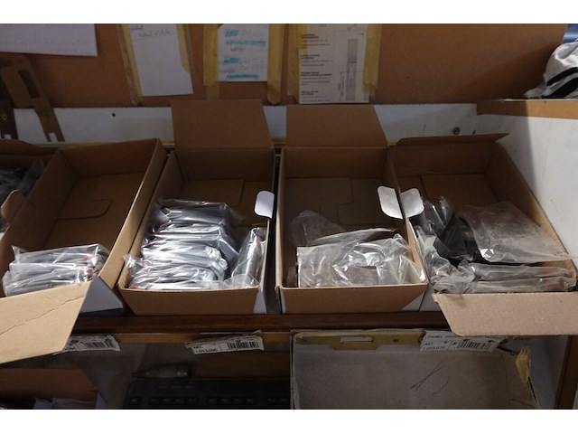 Metalen werkbank - afbeelding 8 van  9