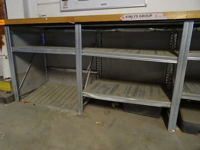 Metalen werkbank - afbeelding 4 van  4