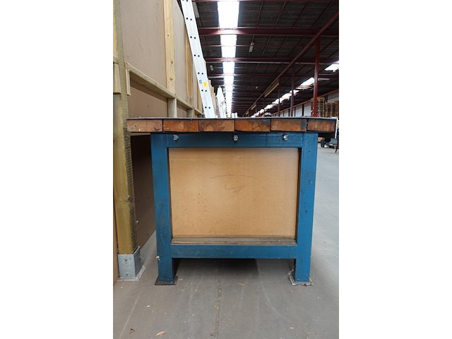 Metalen werkbank - afbeelding 3 van  7