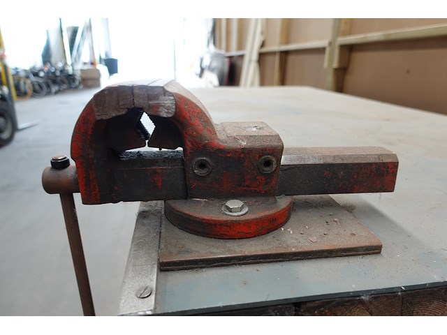 Metalen werkbank - afbeelding 6 van  7