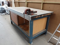 Metalen werkbank - afbeelding 7 van  7