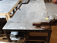 Metalen werkbank - afbeelding 4 van  4
