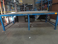 Metalen werkbank - afbeelding 1 van  3