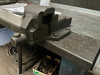 Metalen werkbank - afbeelding 4 van  4