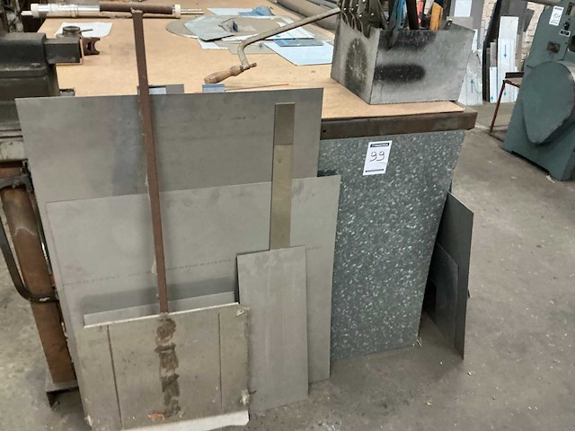 Metalen werkbank - afbeelding 4 van  6