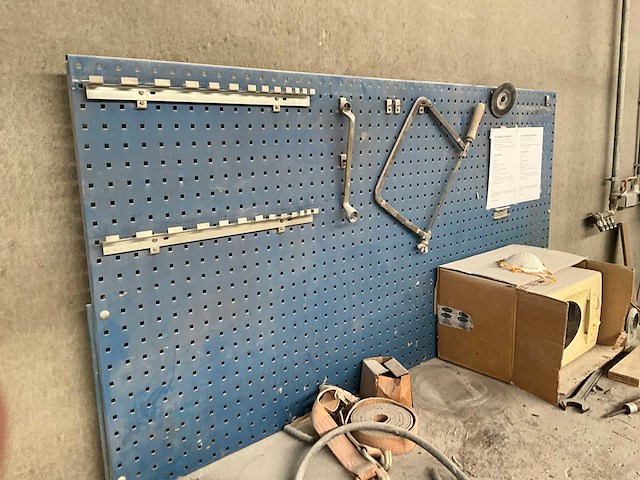 Metalen werkbank - afbeelding 3 van  9