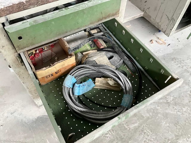 Metalen werkbank - afbeelding 5 van  9