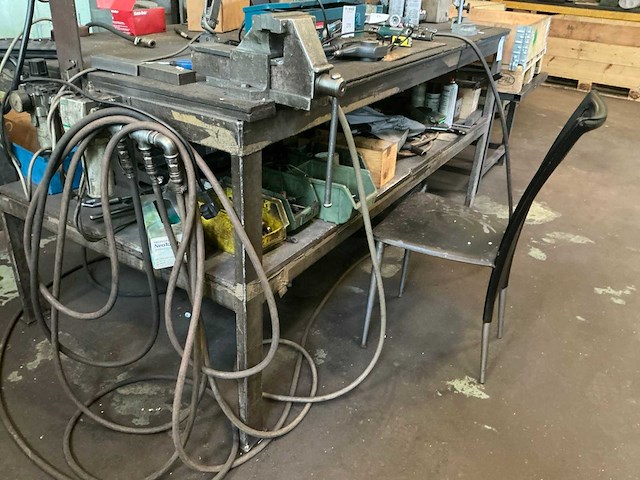 Metalen werkbank - afbeelding 2 van  4