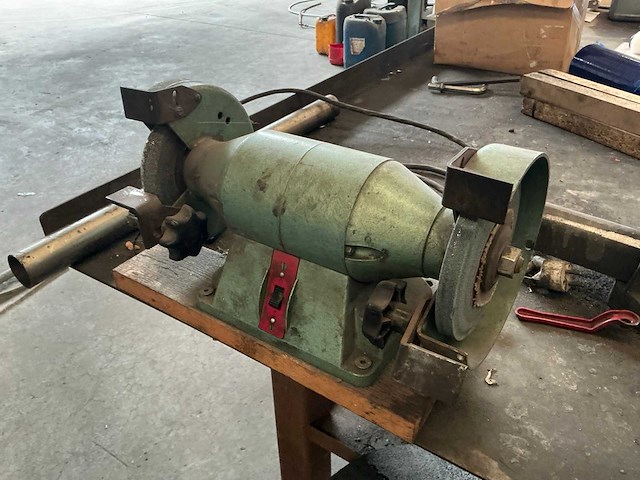 Metalen werkbank - afbeelding 4 van  7