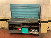 Metalen werkbank
