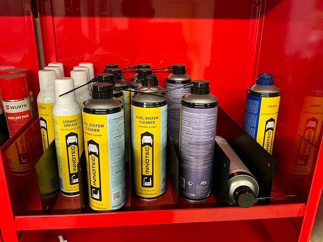 Metalen werkkast met inhoud (15x) - afbeelding 14 van  34