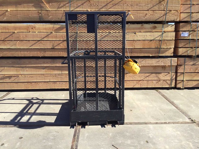 Metalen werkkooi - afbeelding 1 van  10