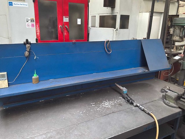 Metalen werktafel 2 zijdig - afbeelding 3 van  7