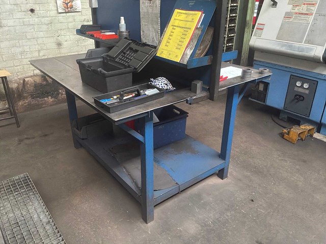 Metalen werktafel 2 zijdig - afbeelding 2 van  6